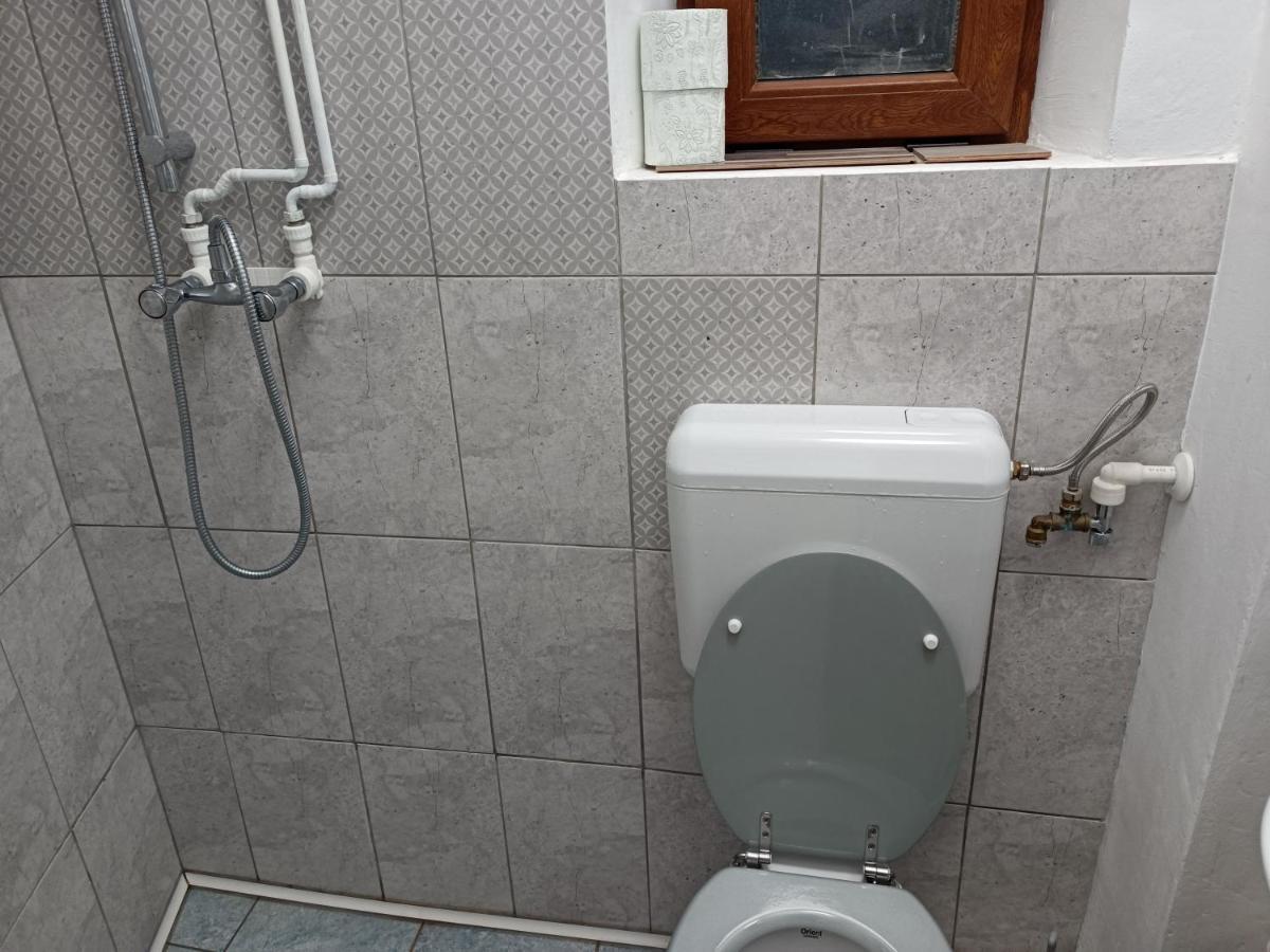 Lux Apartament In The Bubble Of Piata Romana Bucarest Exterior foto